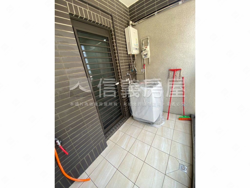 草漯邊間精緻兩房房屋室內格局與周邊環境