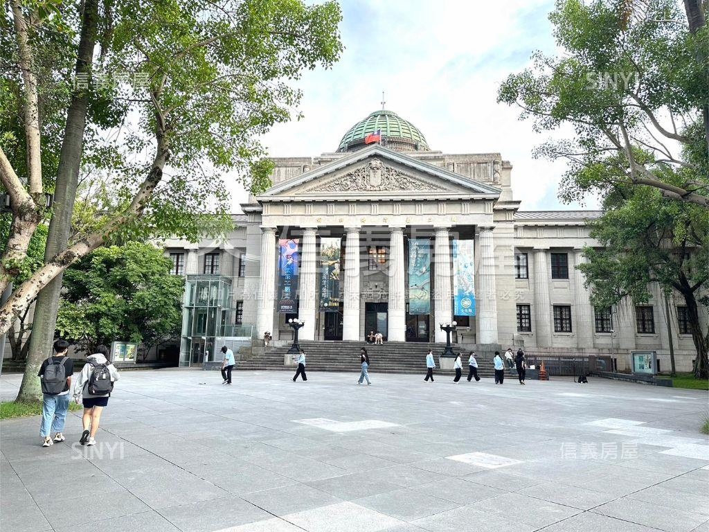 【北車】正臨馬路人潮金店房屋室內格局與周邊環境