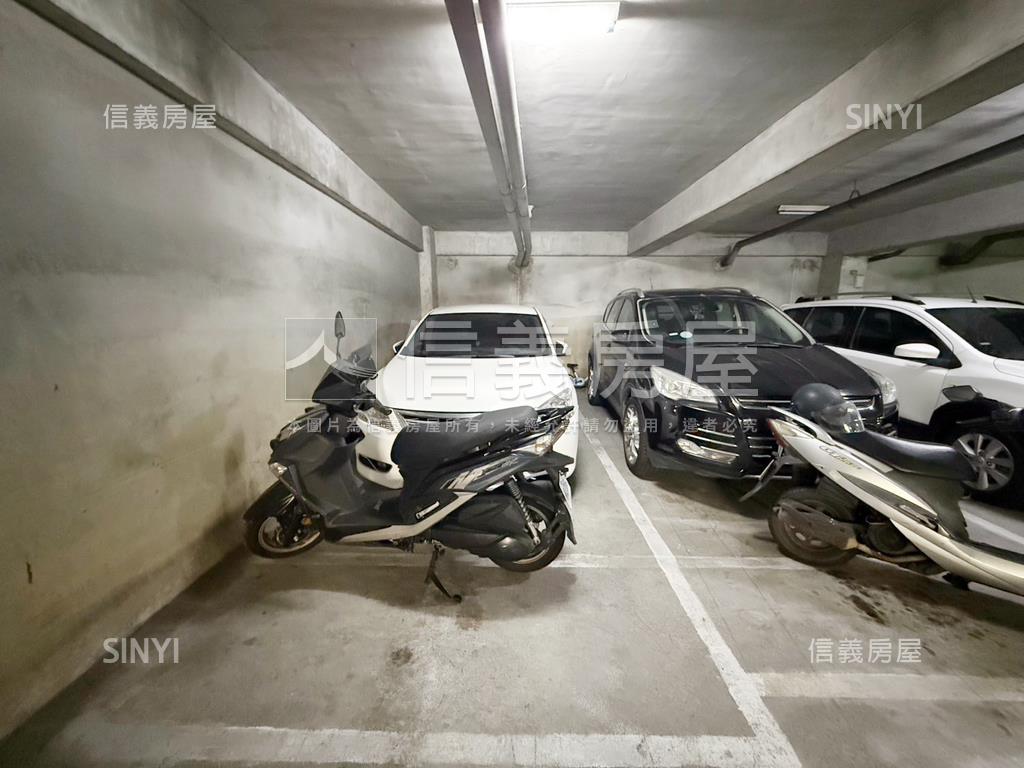 近獅湖國小採光四房平車房屋室內格局與周邊環境