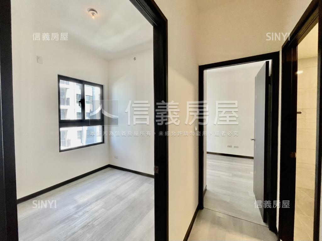 近１４期兩房平車讚房屋室內格局與周邊環境