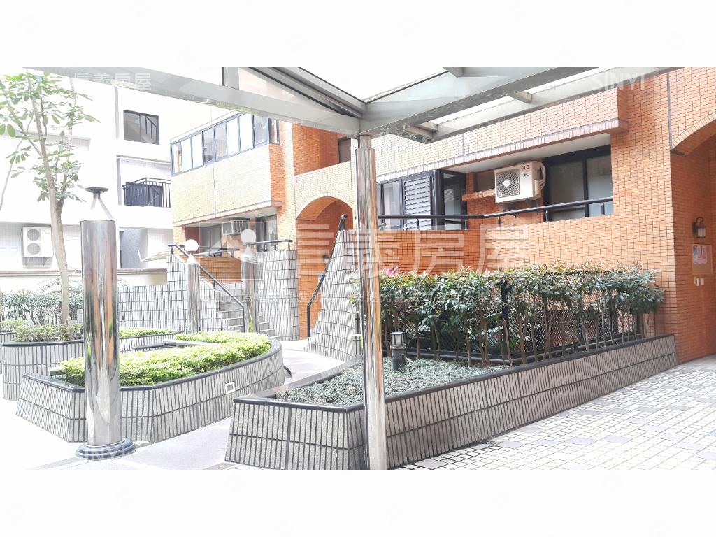 福科路角間店面Ａ房屋室內格局與周邊環境