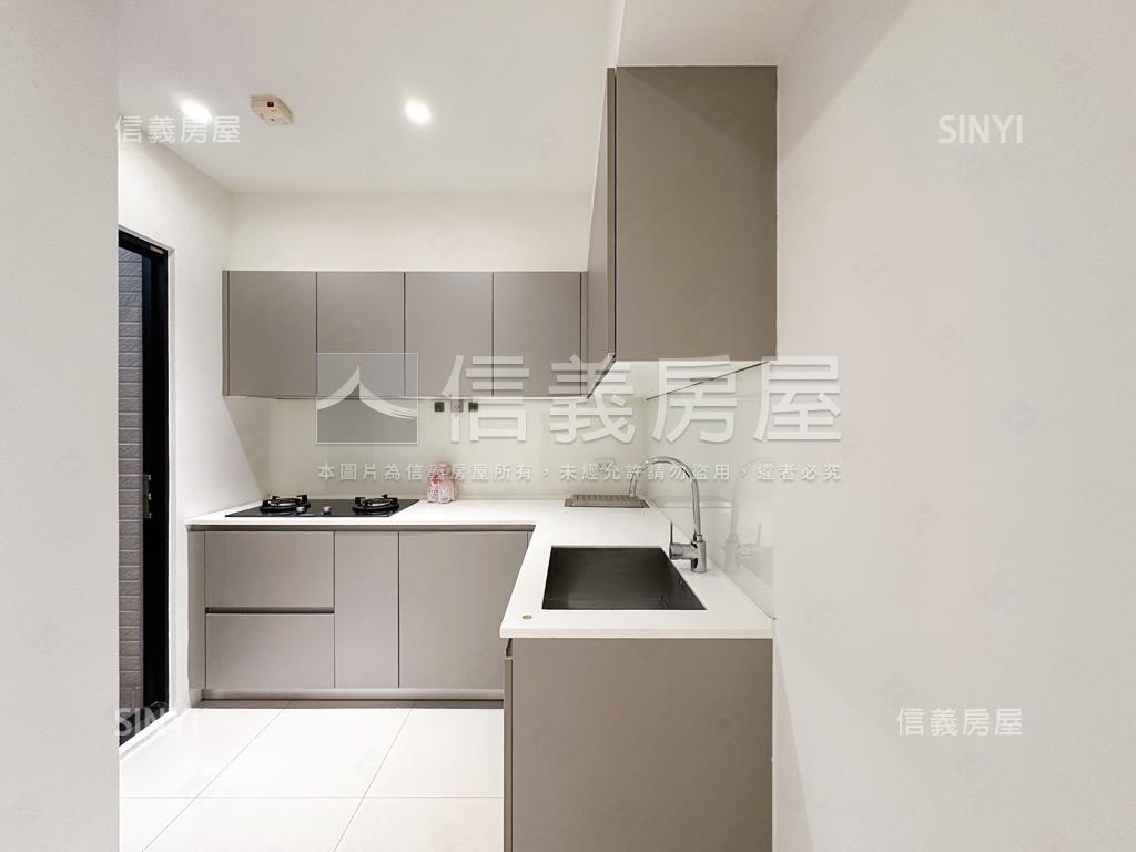 巨蛋核心城全屋裝潢三房房屋室內格局與周邊環境