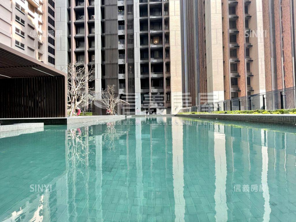 國賓大悅高樓視野Ｂ２車位房屋室內格局與周邊環境