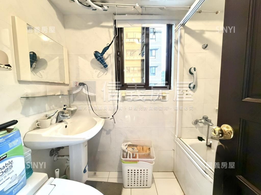 美麗國電梯成家美２房房屋室內格局與周邊環境