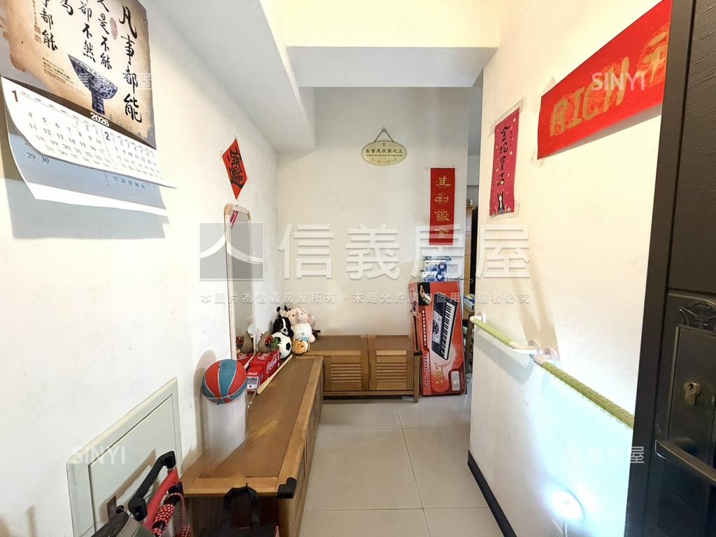 美麗國電梯成家美２房房屋室內格局與周邊環境