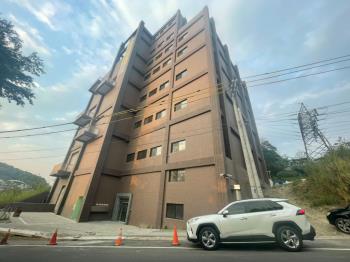 龜山近省道整棟全新廠房