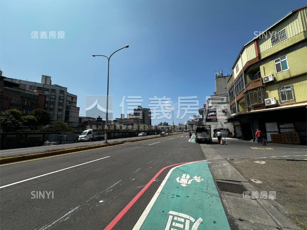 中華路臨路店面房屋室內格局與周邊環境