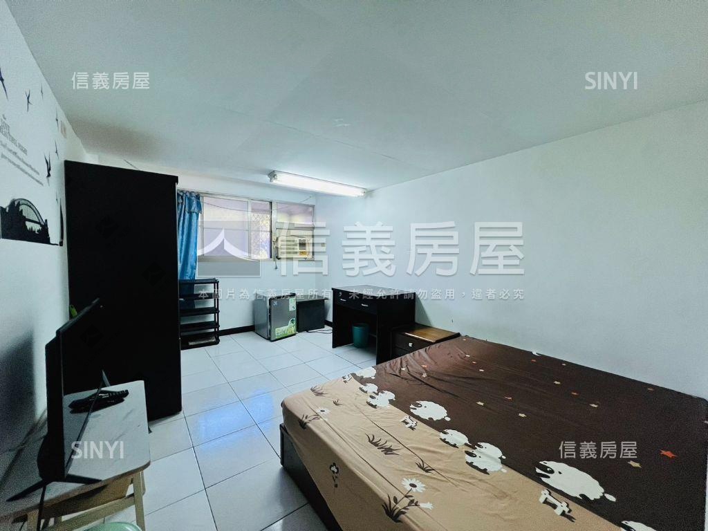 建工商圈電梯收租美４套房房屋室內格局與周邊環境