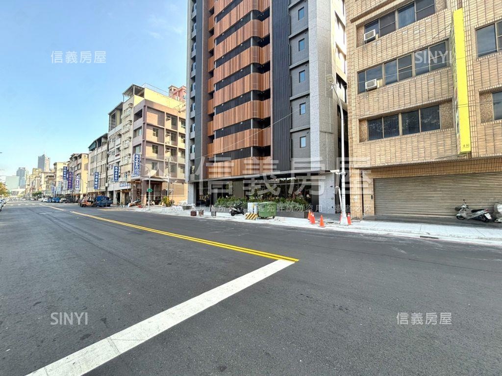 仰德駁二面公園２房平車房屋室內格局與周邊環境