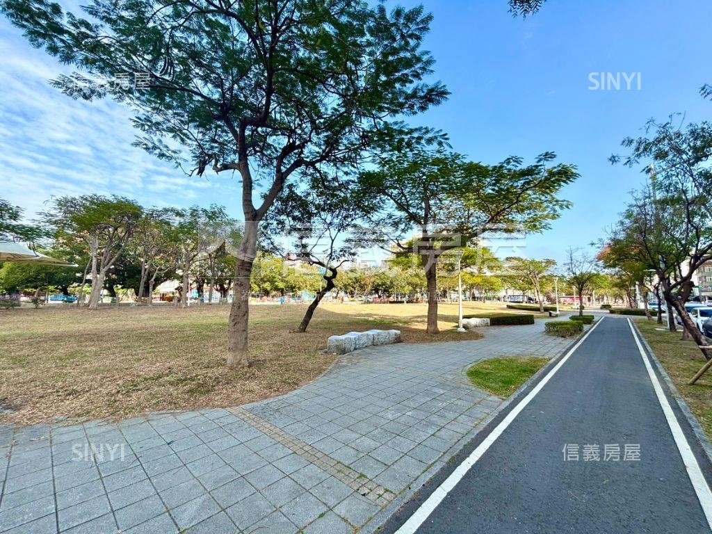 仰德駁二面公園２房平車房屋室內格局與周邊環境