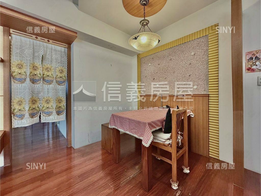 松竹商圈三房Ｂ１平車房屋室內格局與周邊環境