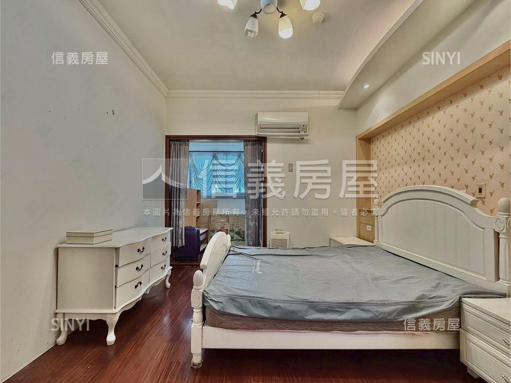 松竹商圈三房Ｂ１平車房屋室內格局與周邊環境