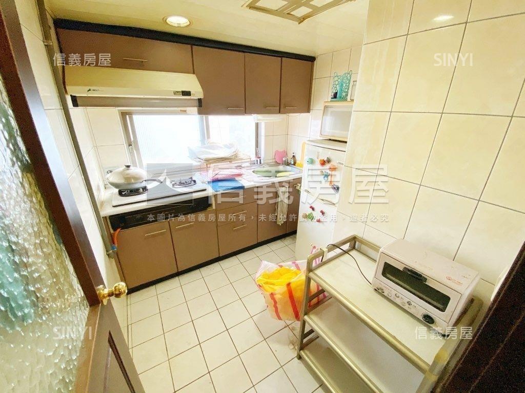 中山北樹海高樓層邊間兩房房屋室內格局與周邊環境