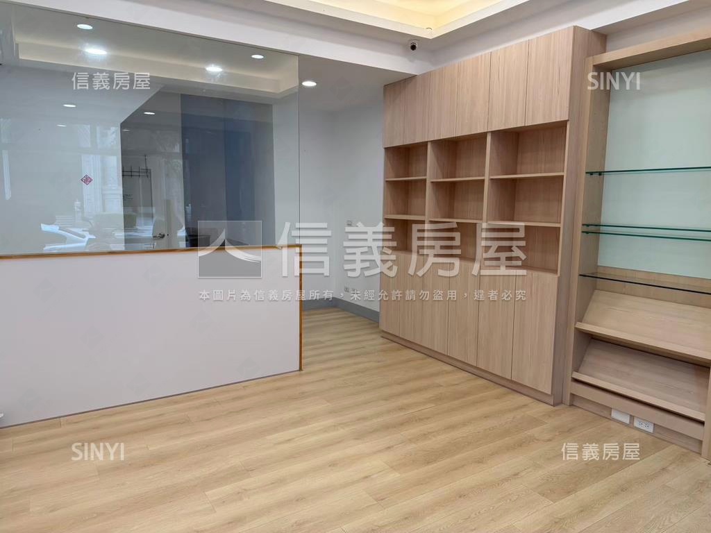 急售！！近逢甲青海路店面房屋室內格局與周邊環境