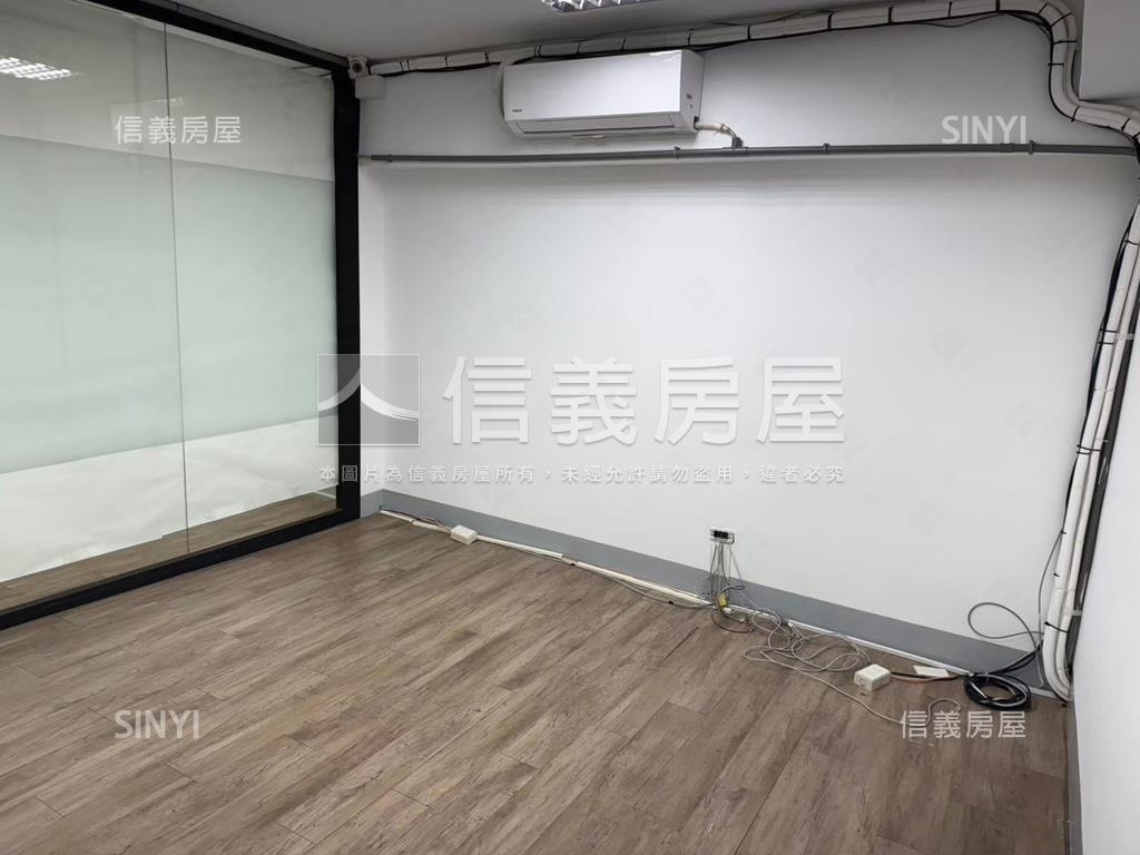 急售！！近逢甲青海路店面房屋室內格局與周邊環境