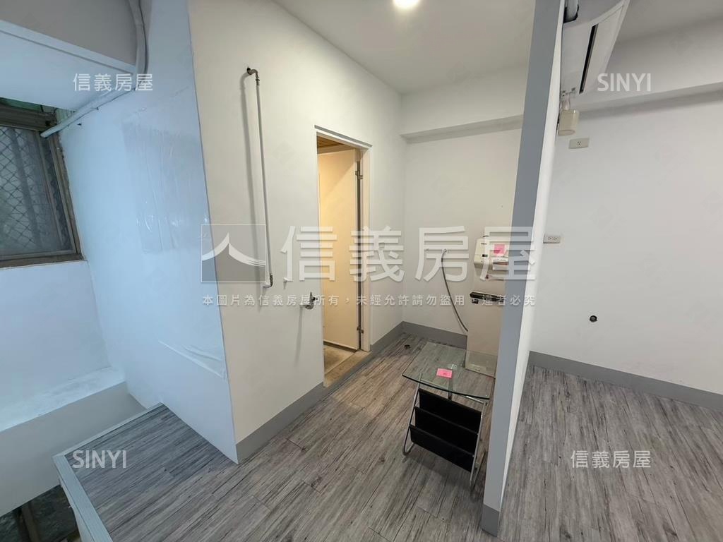 急售！！近逢甲青海路店面房屋室內格局與周邊環境