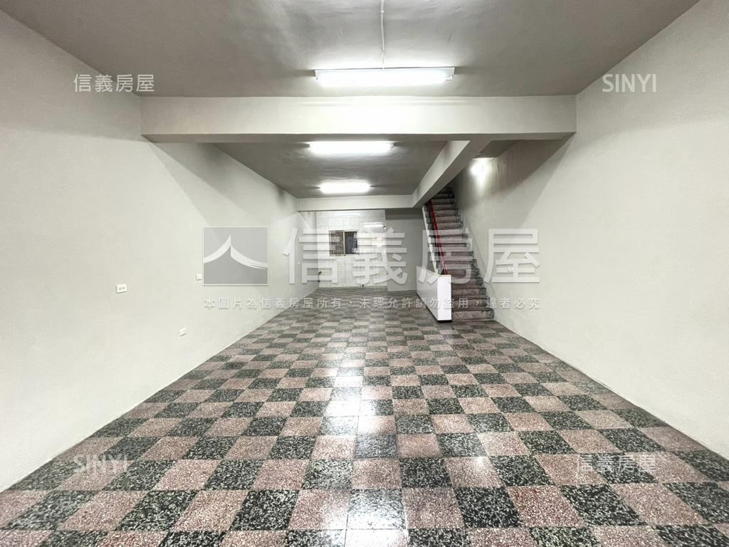 平鎮中豐路黃金透店房屋室內格局與周邊環境
