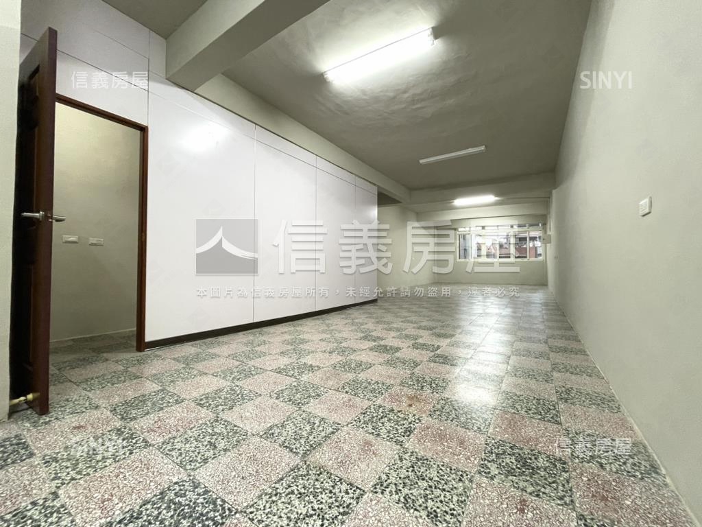 平鎮中豐路黃金透店房屋室內格局與周邊環境