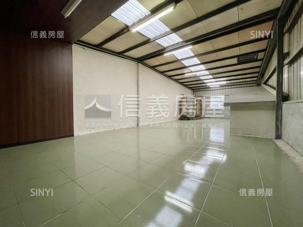 平鎮中豐路黃金透店房屋室內格局與周邊環境