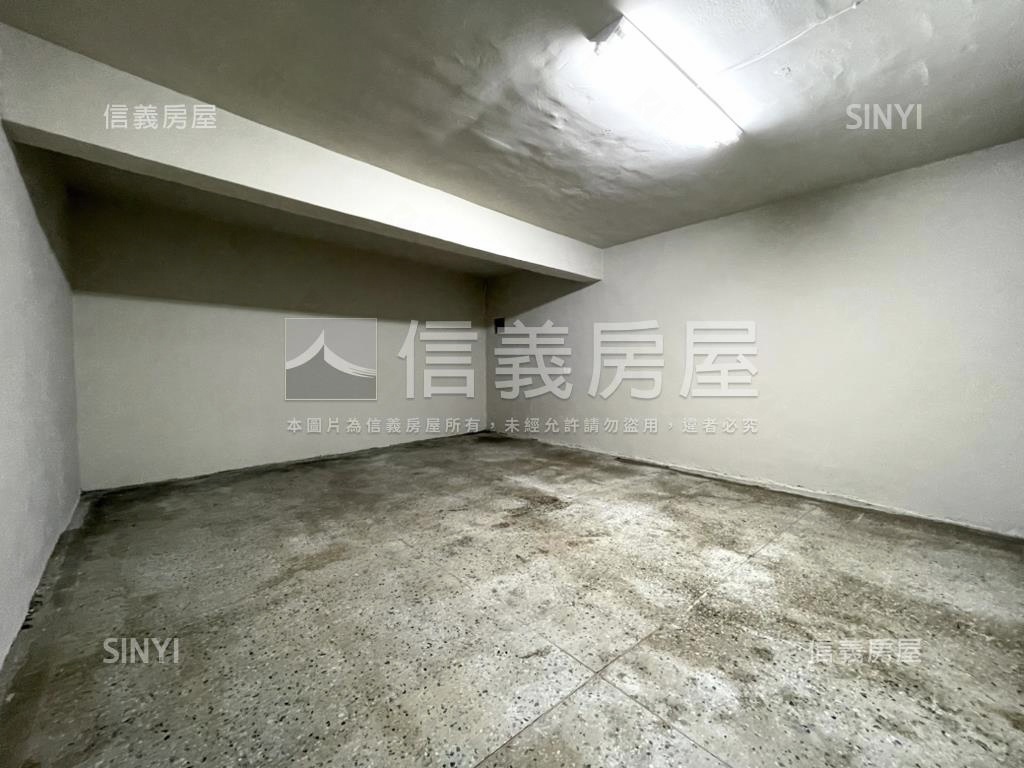 平鎮中豐路黃金透店房屋室內格局與周邊環境