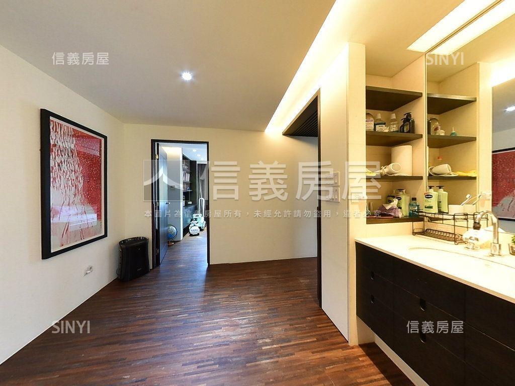 昇陽國寶雙車公園豪邸房屋室內格局與周邊環境