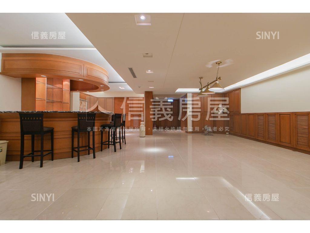 昇陽國寶雙車公園豪邸房屋室內格局與周邊環境