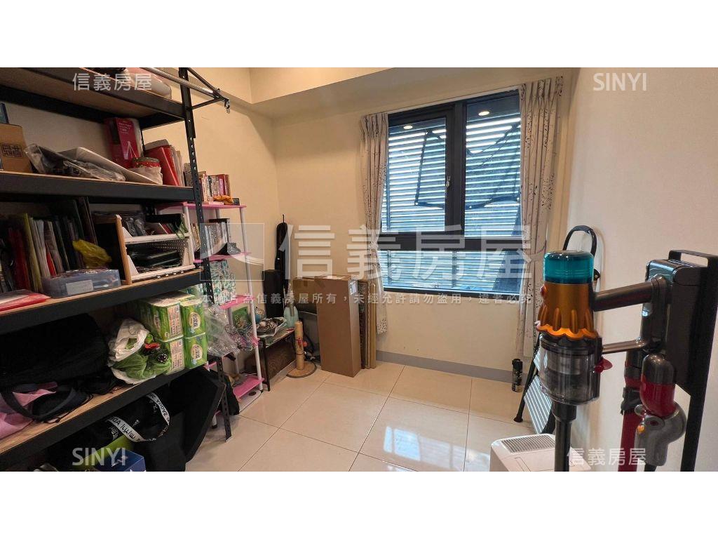 戀戀高樓採光兩房房屋室內格局與周邊環境