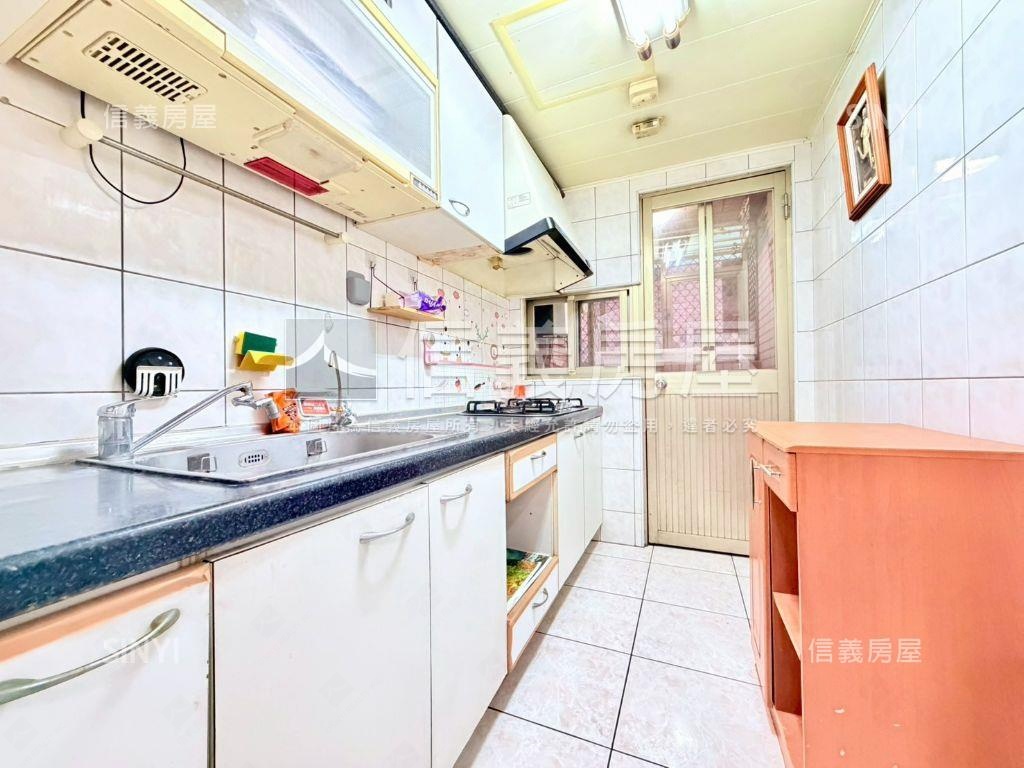 專任！順天建設三房平車房屋室內格局與周邊環境