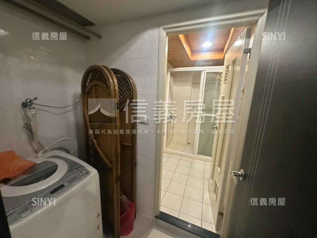 中山北路電梯兩房房屋室內格局與周邊環境