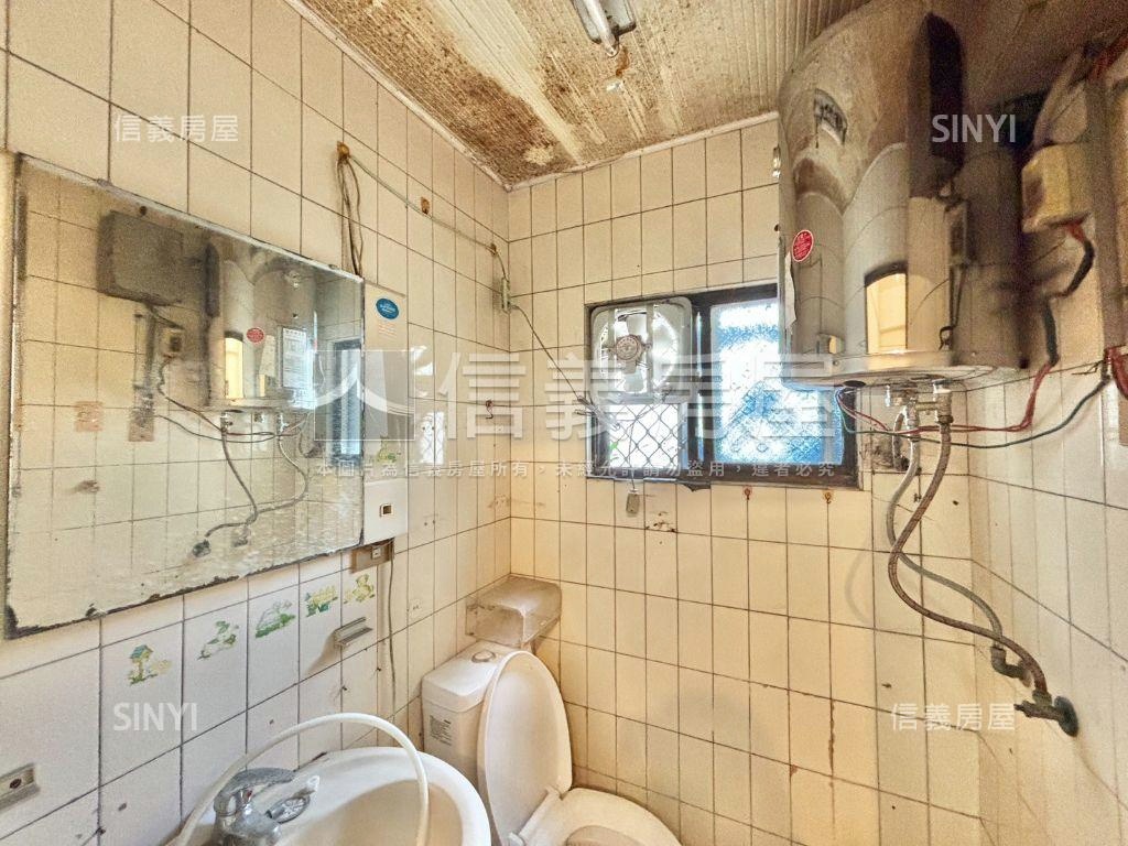 逢甲有管理員低總價套房房屋室內格局與周邊環境