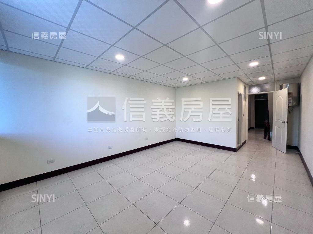 全新整理好停車透天房屋室內格局與周邊環境