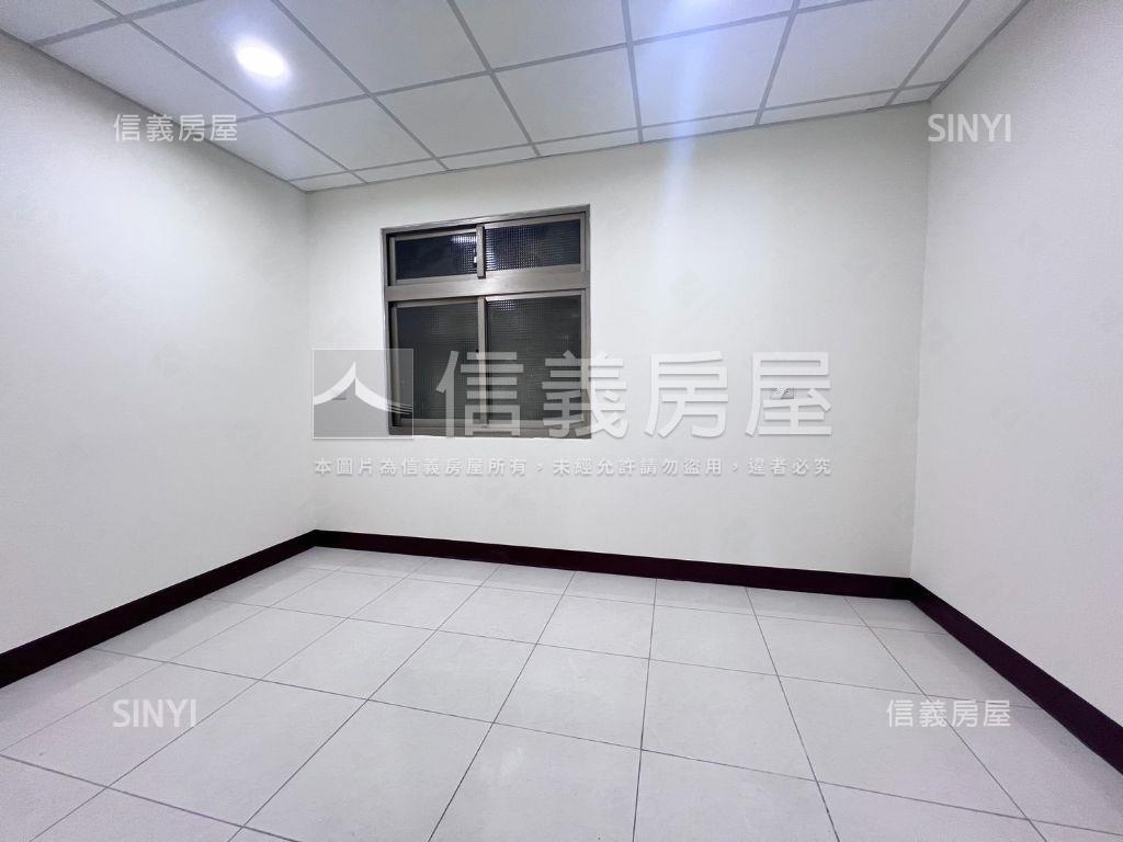 全新整理好停車透天房屋室內格局與周邊環境