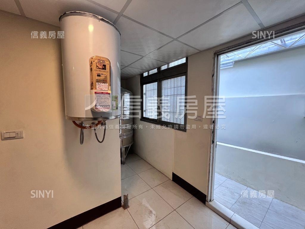 全新整理好停車透天房屋室內格局與周邊環境