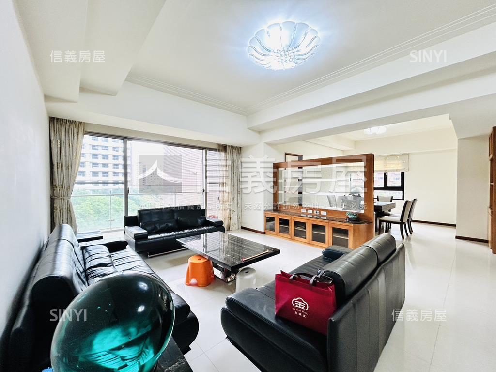 璞真詠真帶兩個坡平車位房屋室內格局與周邊環境