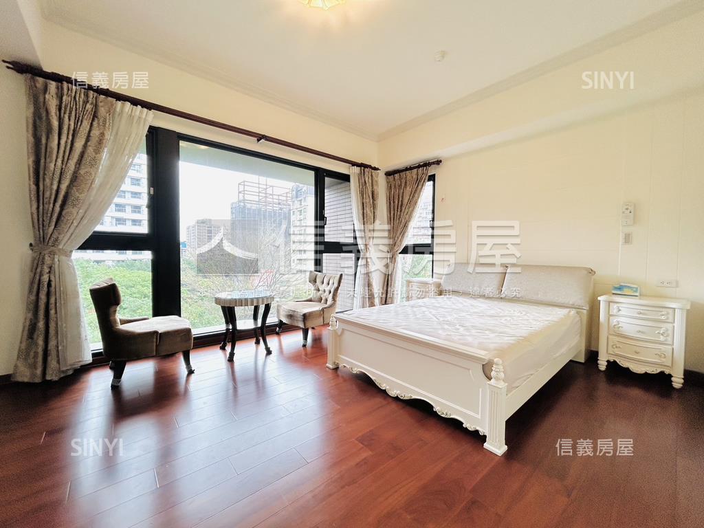 璞真詠真帶兩個坡平車位房屋室內格局與周邊環境