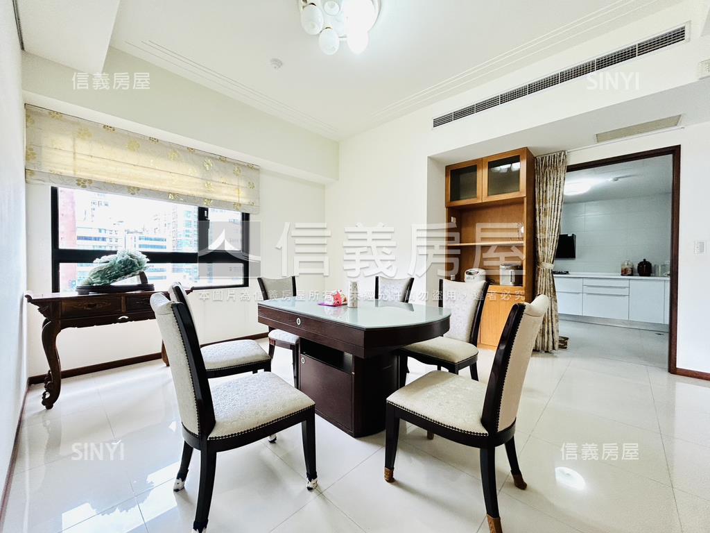 璞真詠真帶兩個坡平車位房屋室內格局與周邊環境