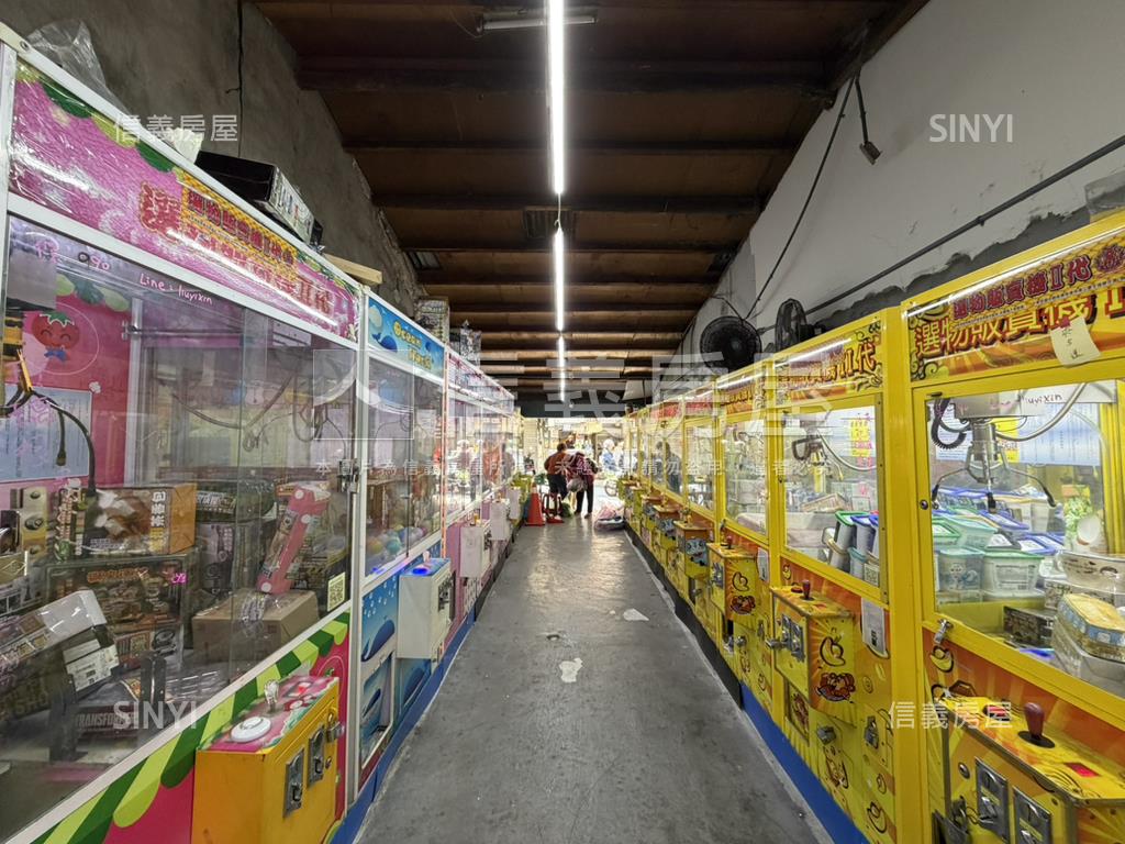 哈密公園透天招財金店房屋室內格局與周邊環境