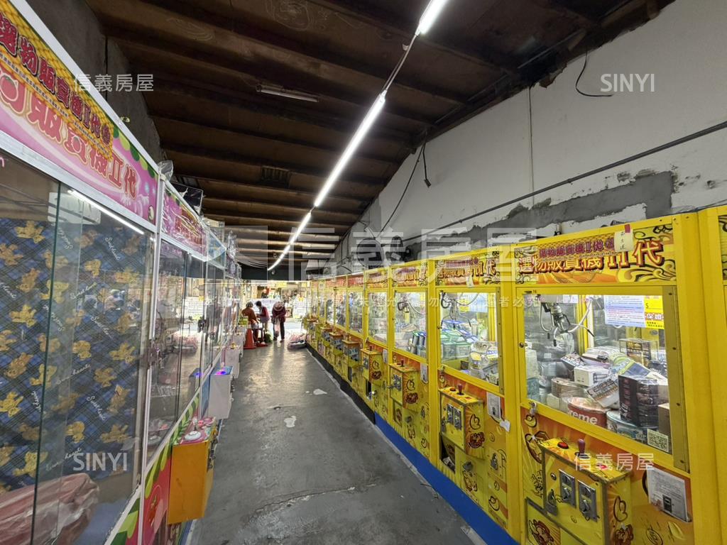 哈密公園透天招財金店房屋室內格局與周邊環境