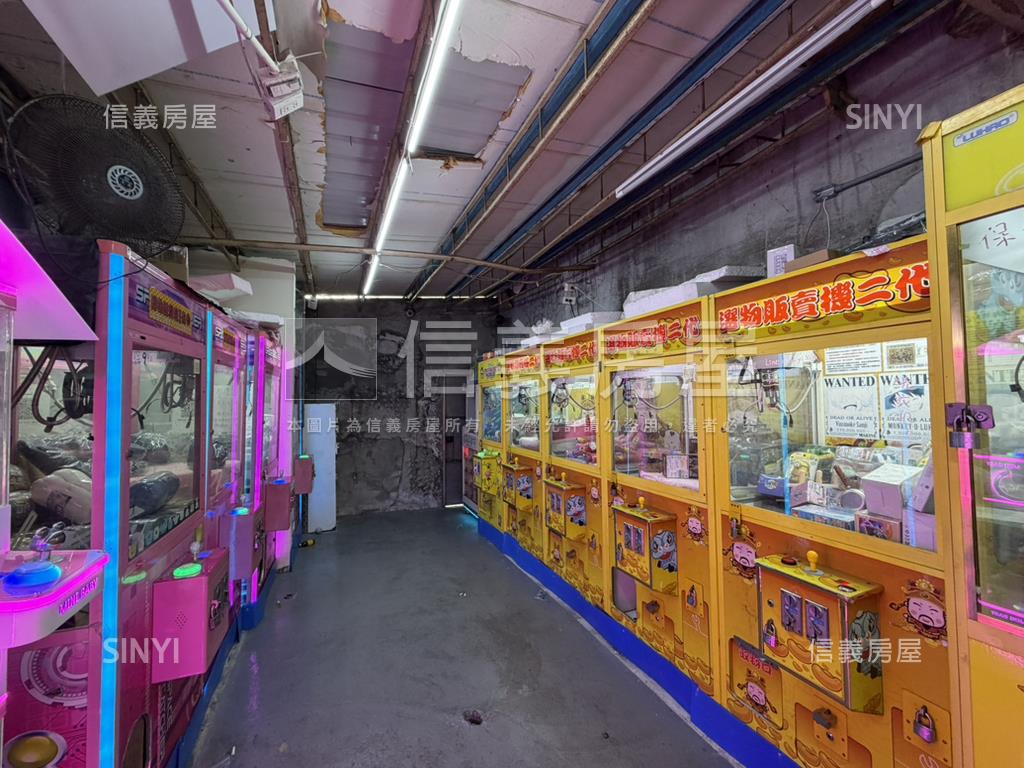 哈密公園透天招財金店房屋室內格局與周邊環境