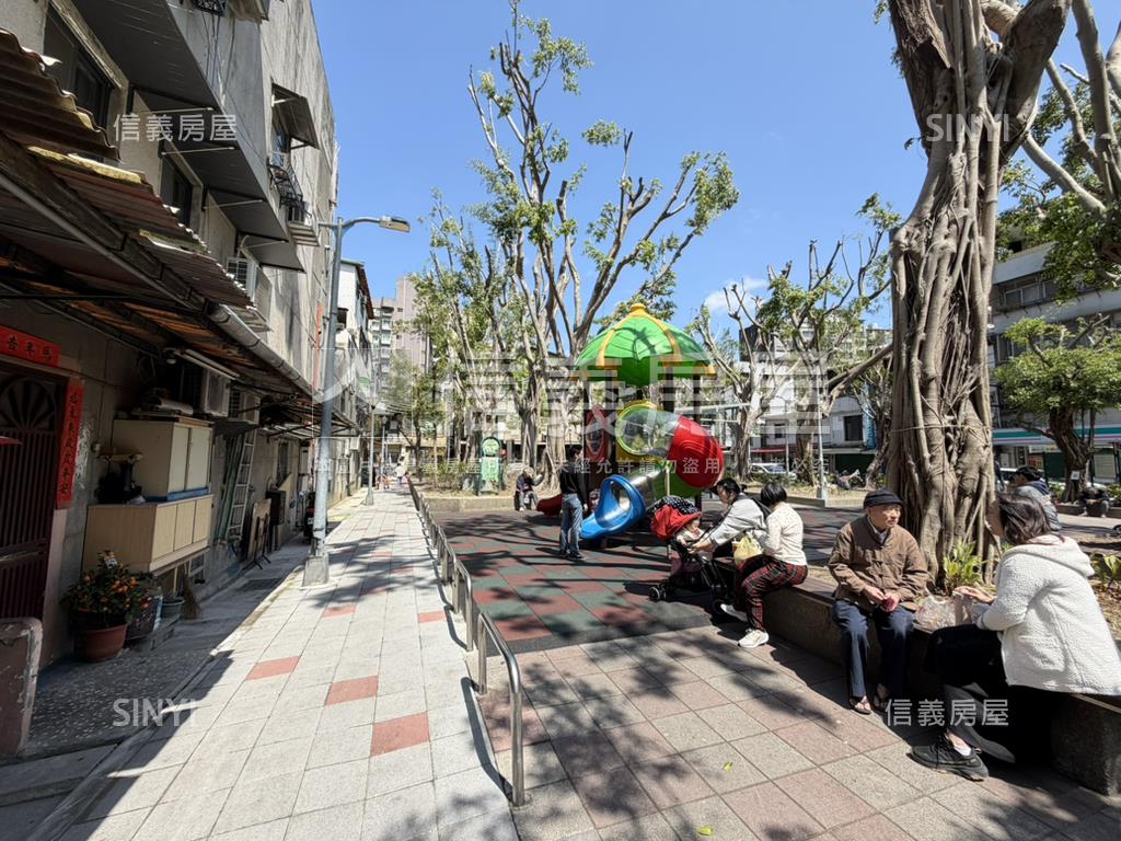 哈密公園透天招財金店房屋室內格局與周邊環境