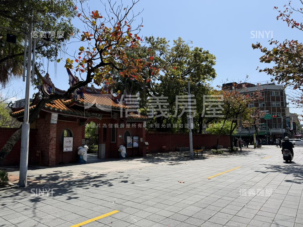 哈密公園透天招財金店房屋室內格局與周邊環境