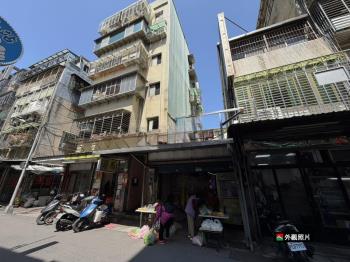 哈密公園透天招財金店