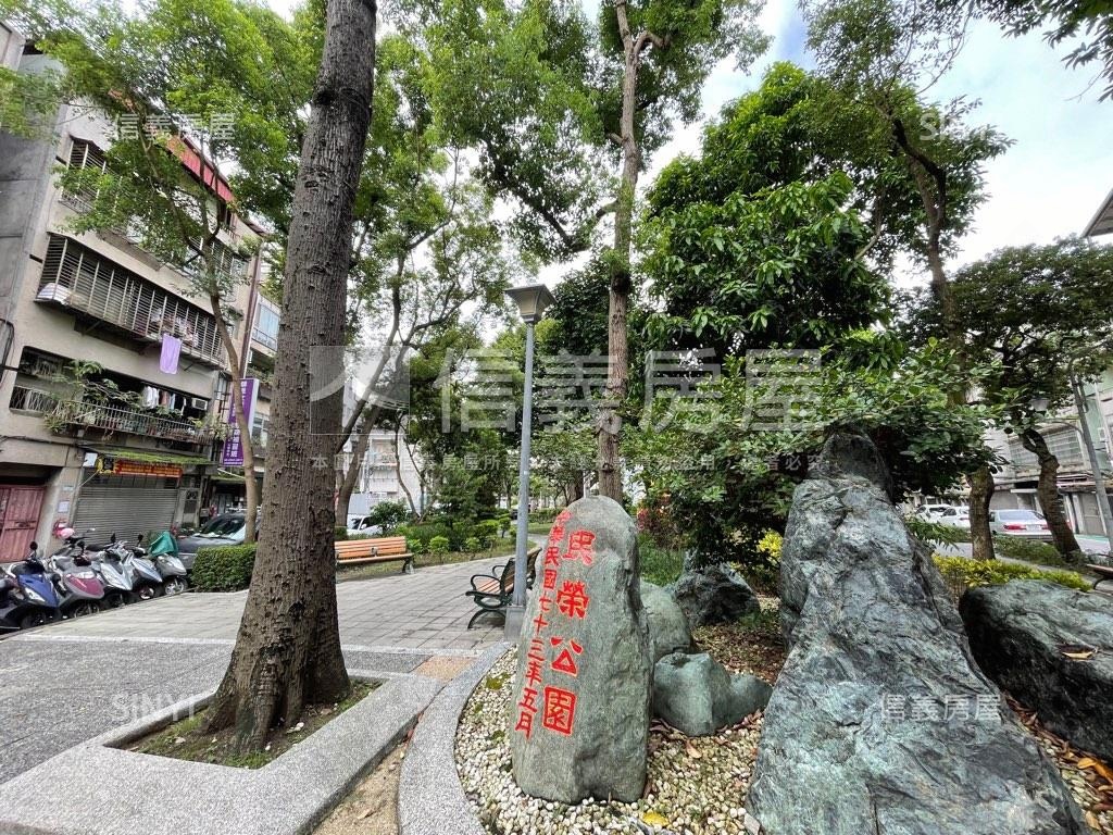 基泰大安Ｅ２＋車位房屋室內格局與周邊環境