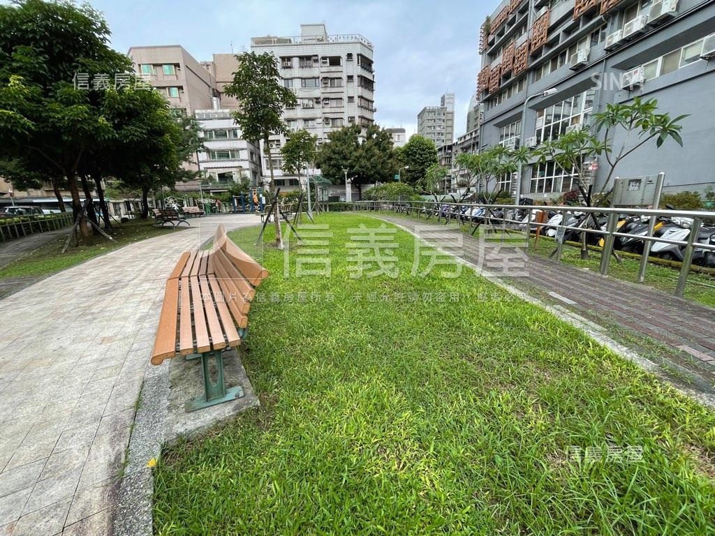 基泰大安Ｅ２＋車位房屋室內格局與周邊環境