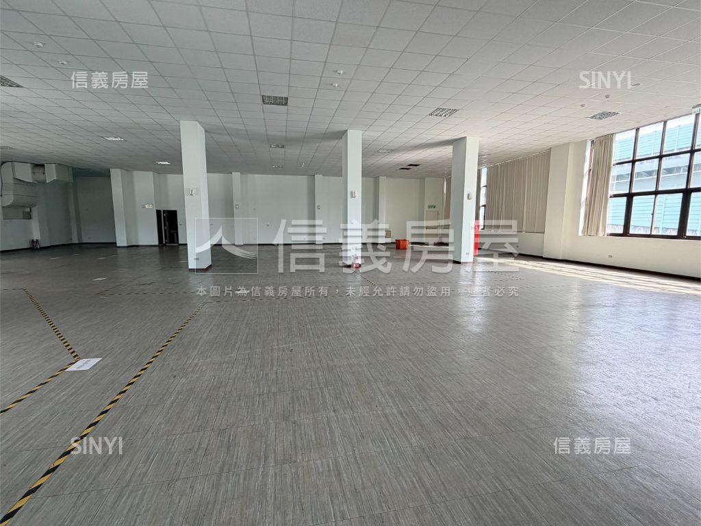 頂崁工業區整棟鋼構廠房房屋室內格局與周邊環境