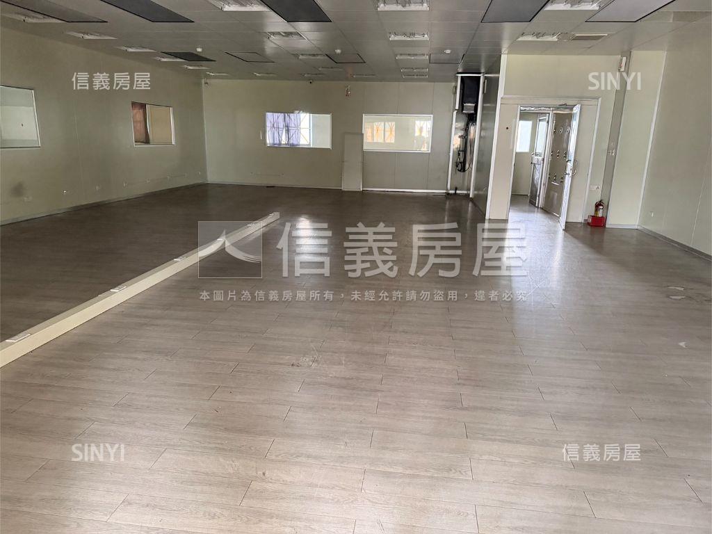頂崁工業區整棟鋼構廠房房屋室內格局與周邊環境