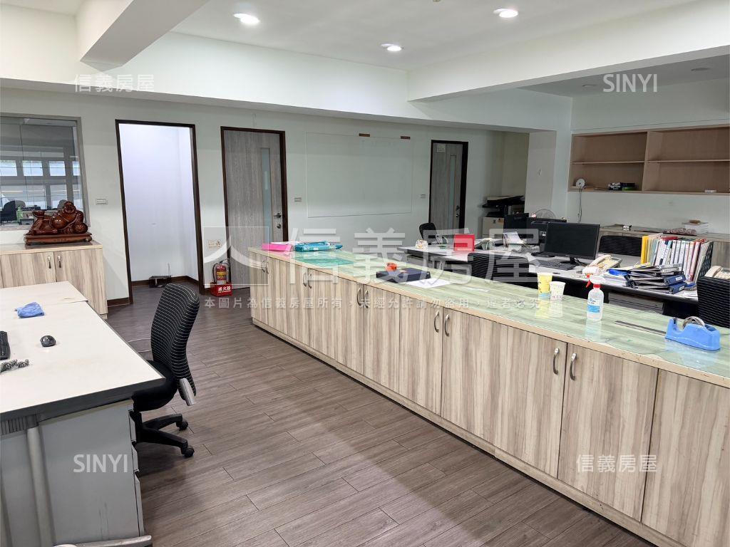 頂崁工業區整棟鋼構廠房房屋室內格局與周邊環境