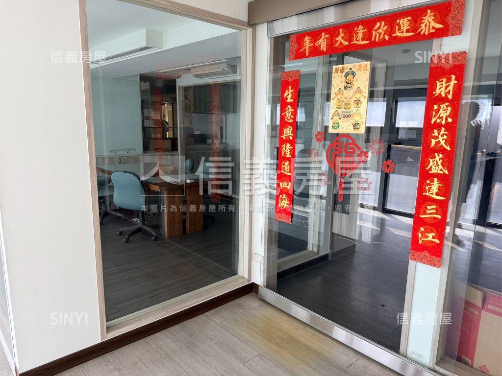 頂崁工業區整棟鋼構廠房房屋室內格局與周邊環境