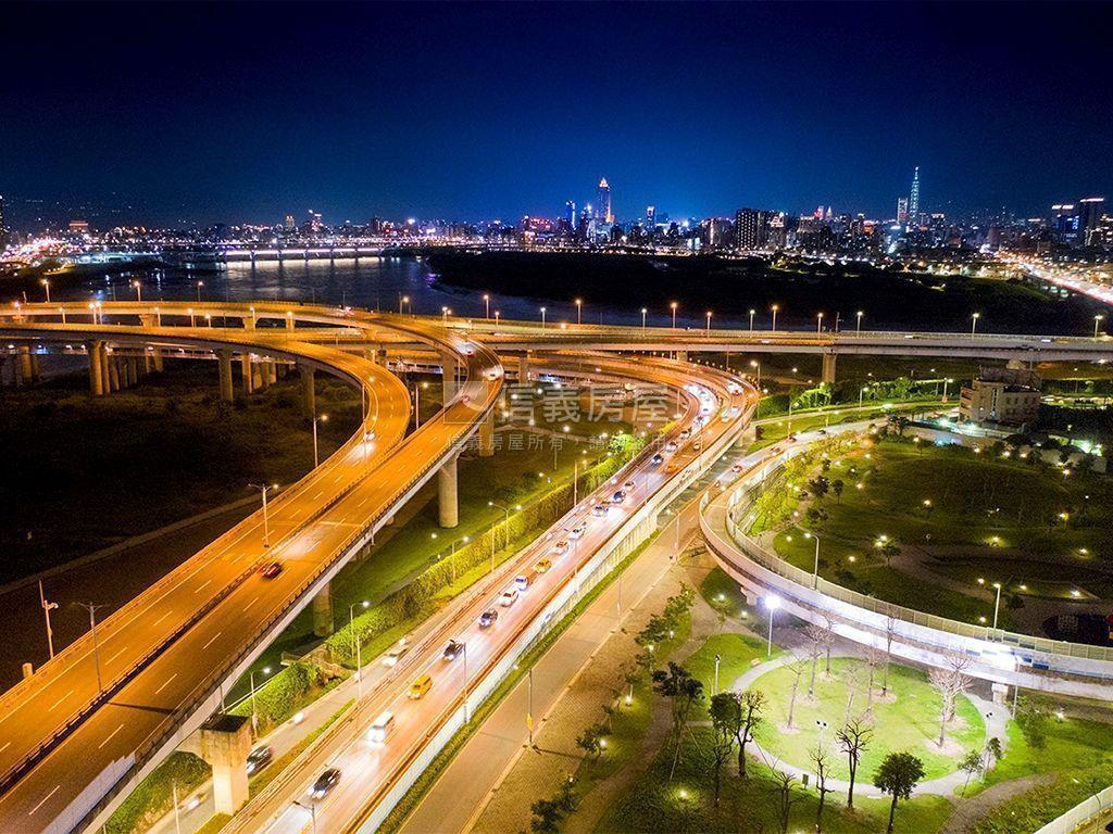 河藍灣⭐珍藏河景兩房車位房屋室內格局與周邊環境