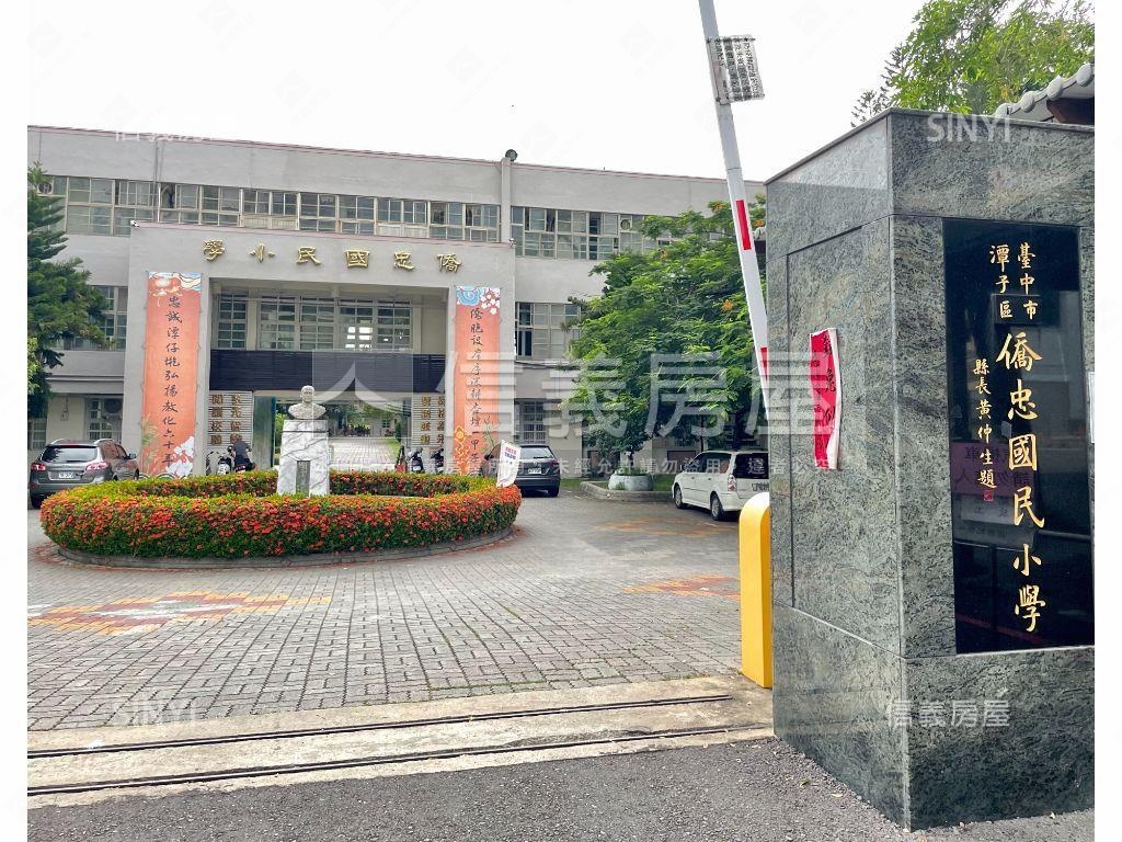 潭子勝利大城建設四房車位房屋室內格局與周邊環境